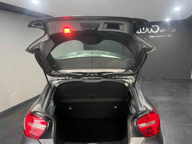MERCEDES-BENZ A 180 usata, con Fendinebbia