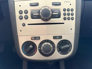 OPEL Corsa usata, con Isofix