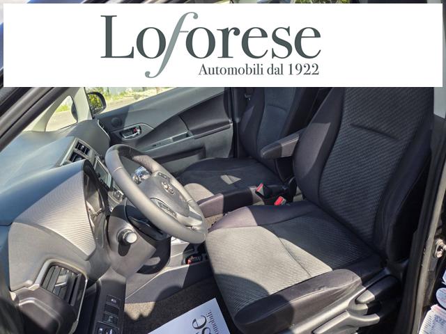 TOYOTA Verso-S usata, con Autoradio