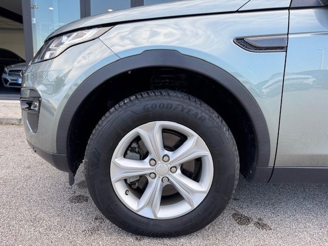 LAND ROVER Discovery Sport usata, con Controllo trazione