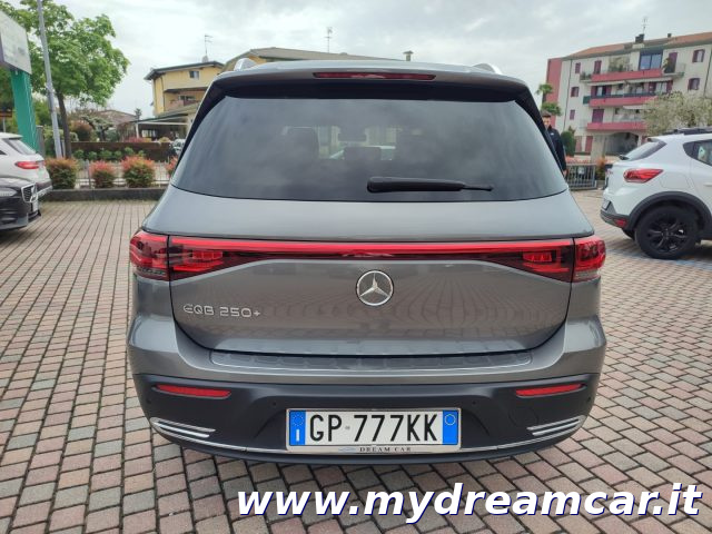 MERCEDES-BENZ EQB usata 36