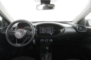 TOYOTA Aygo X usata 10