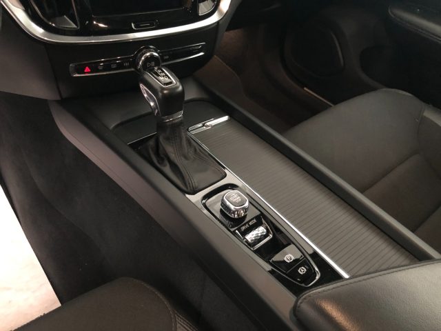 VOLVO V60 usata, con Servosterzo