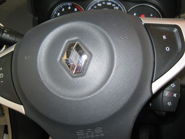 RENAULT Koleos usata, con Telecamera per parcheggio assistito