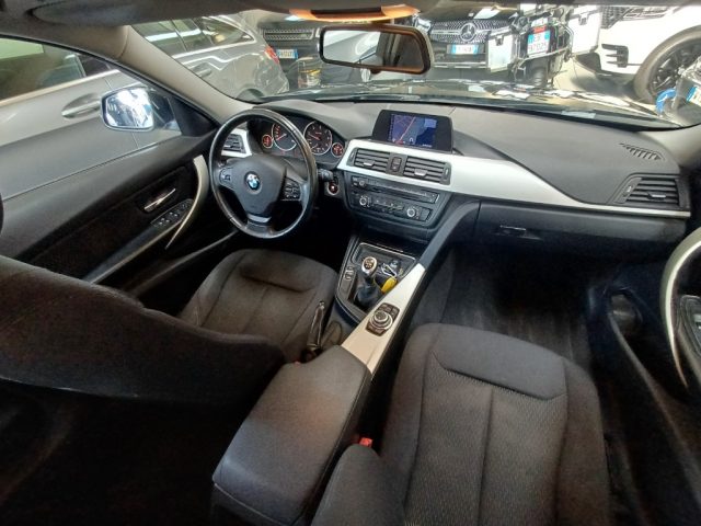 BMW 318 usata, con Fari Xenon