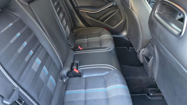 MERCEDES-BENZ CLA 200 usata, con Bracciolo