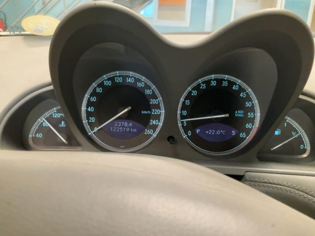 MERCEDES-BENZ SL 500 usata, con Autoradio