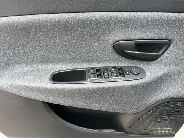 LANCIA Ypsilon usata, con Chiusura centralizzata