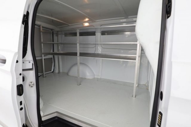 MERCEDES-BENZ Vito usata, con Volante in pelle