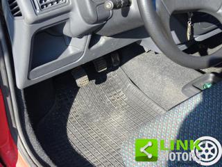 PEUGEOT 106 usata 9