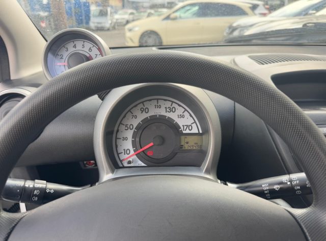 PEUGEOT 107 usata, con Airbag testa
