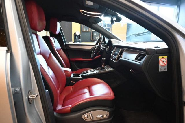 PORSCHE Macan usata 33