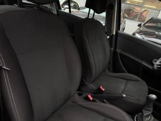 RENAULT Clio usata, con Controllo trazione