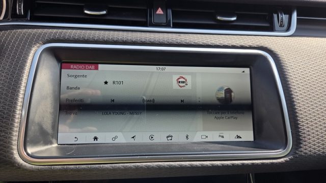 LAND ROVER Range Rover Evoque usata, con Bracciolo