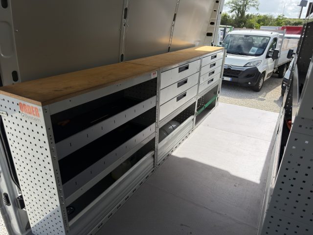 IVECO Daily usata 16
