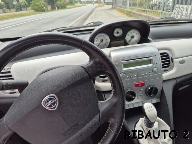 LANCIA Ypsilon usata 23