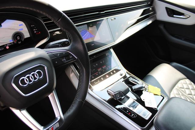 AUDI Q8 usata, con Cronologia tagliandi