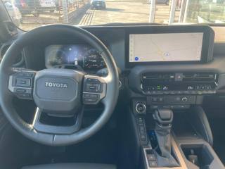 TOYOTA Land Cruiser usata, con Fendinebbia