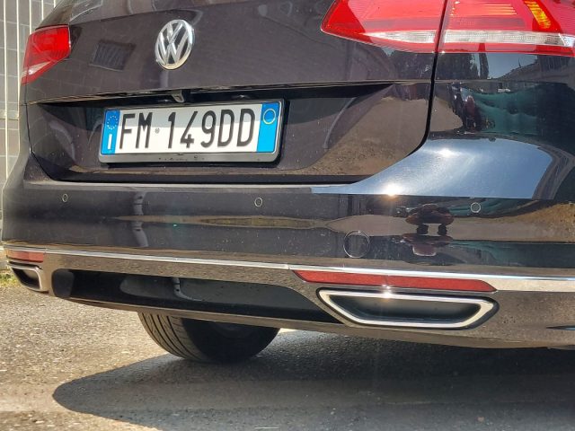 VOLKSWAGEN Passat Variant usata, con Regolazione elettrica sedili