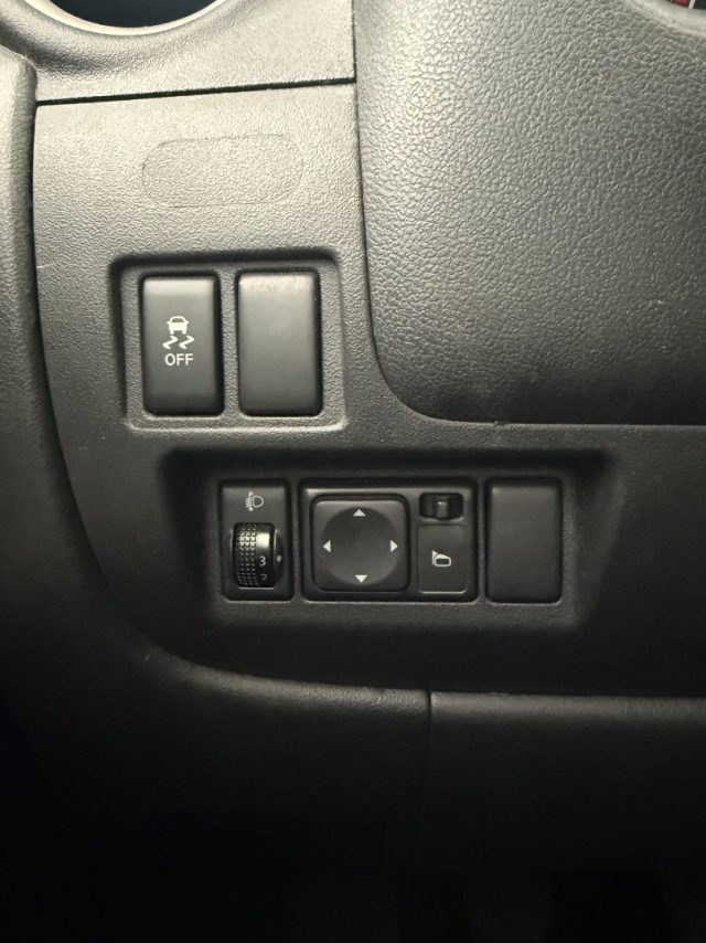 NISSAN Micra usata 12