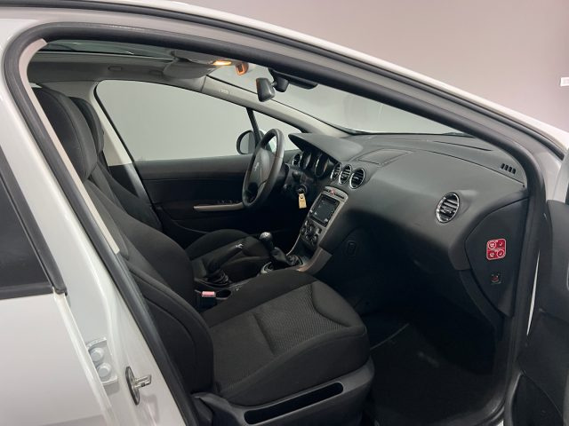 PEUGEOT 308 usata, con Boardcomputer