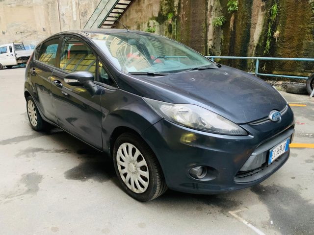 FORD Fiesta usata, con ABS