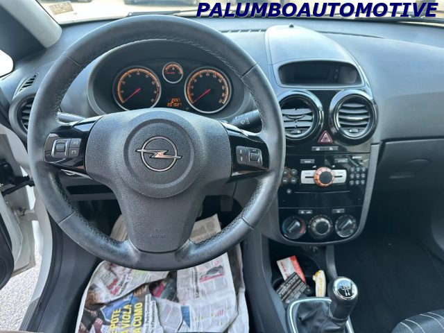 OPEL Corsa usata, con Controllo automatico clima