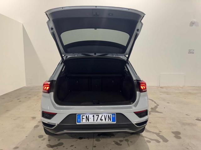 VOLKSWAGEN T-Roc usata, con Autoradio