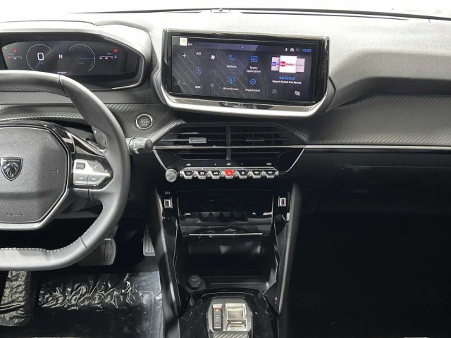 PEUGEOT 208 usata, con Sedile posteriore sdoppiato