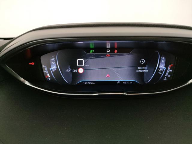 PEUGEOT 5008 usata, con Controllo automatico clima