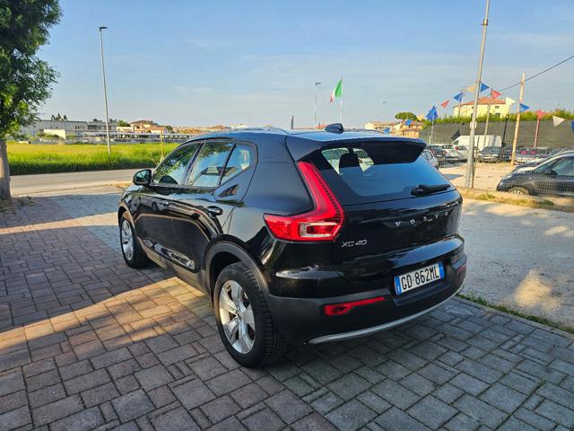VOLVO XC40 usata, con Airbag laterali