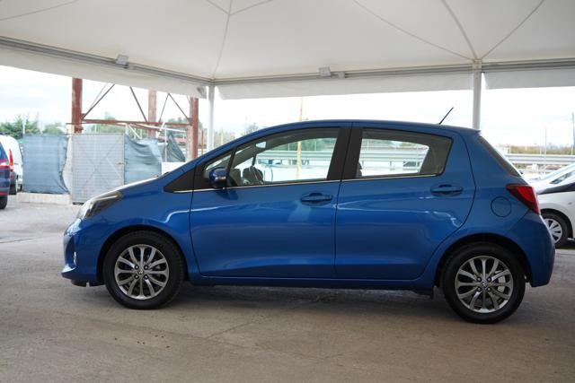 TOYOTA Yaris usata, con Alzacristalli elettrici