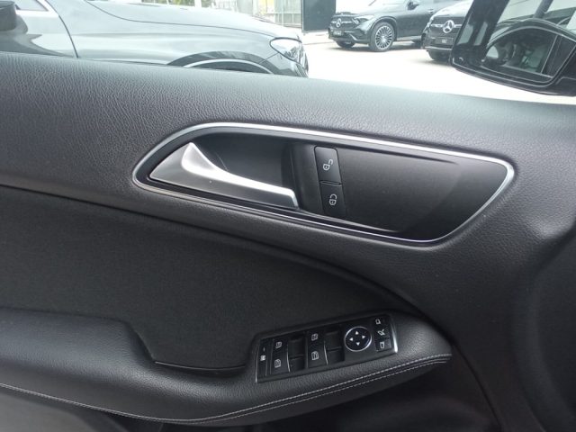 MERCEDES-BENZ B 180 usata, con Bracciolo