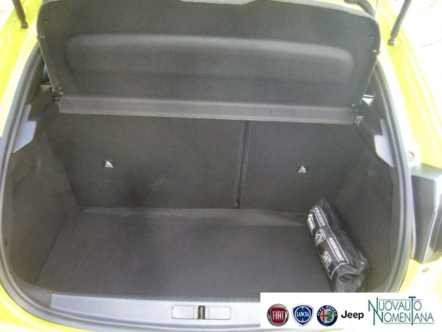 PEUGEOT 208 usata, con Riconoscimento dei segnali stradali