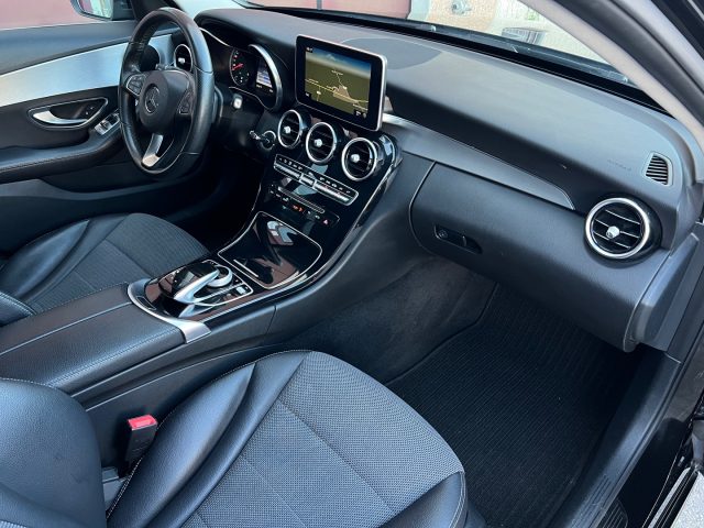 MERCEDES-BENZ C 220 usata, con Autoradio