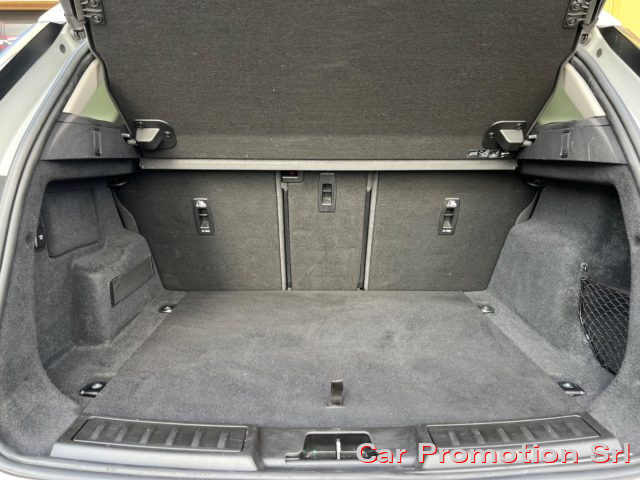 LAND ROVER Range Rover Evoque usata, con Sistema di navigazione