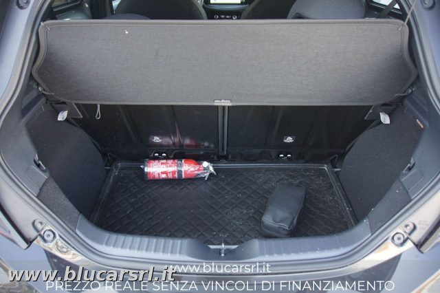 TOYOTA Aygo X usata 13