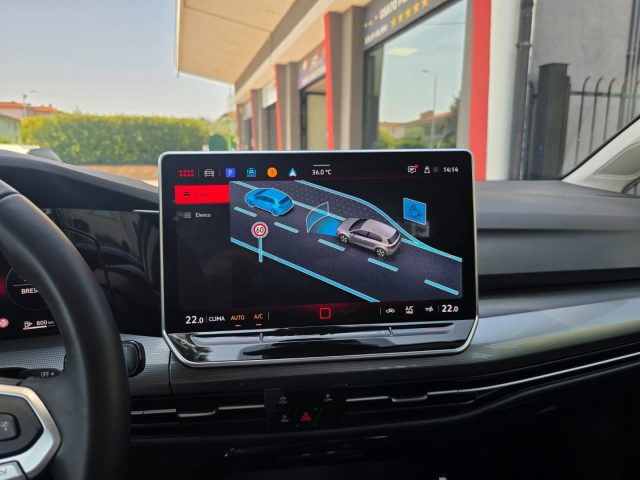 VOLKSWAGEN Golf usata, con Chiamata automatica per emergenze