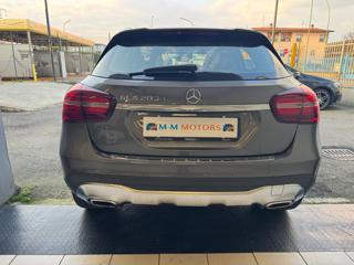MERCEDES-BENZ GLA 200 usata, con Cerchi in lega