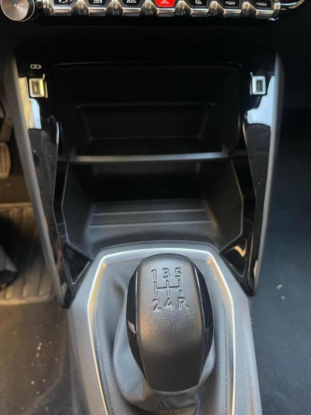 PEUGEOT 208 usata, con Cronologia tagliandi