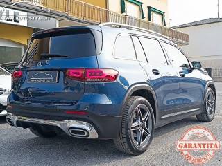 MERCEDES-BENZ GLB 200 usata, con Leve al volante