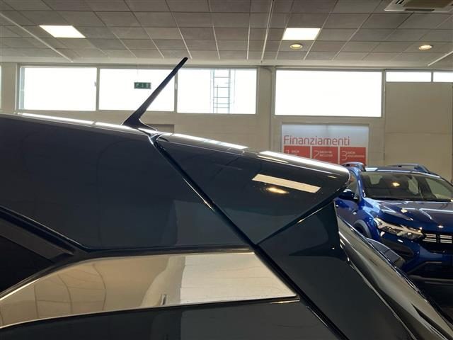 RENAULT Captur usata, con Hill holder