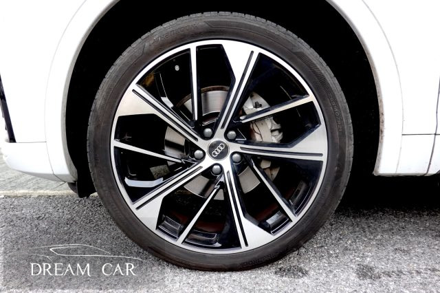 AUDI Q5 usata, con Park Distance Control