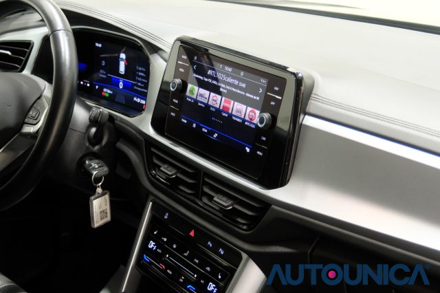 VOLKSWAGEN T-Roc usata 50