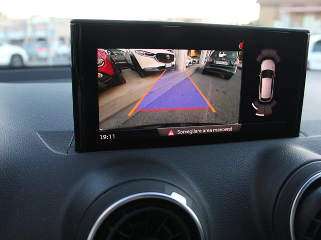 AUDI Q2 usata, con Autoradio digitale