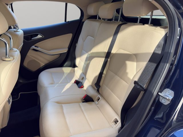 MERCEDES-BENZ GLA 220 usata, con Pacchetto sportivo