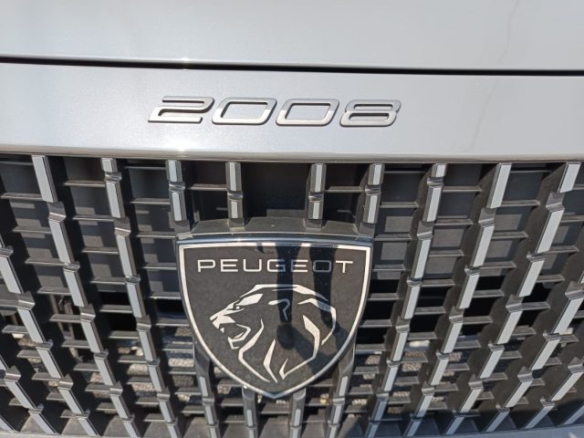 PEUGEOT 2008 usata, con Vetri oscurati