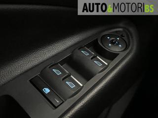 FORD Kuga usata, con USB