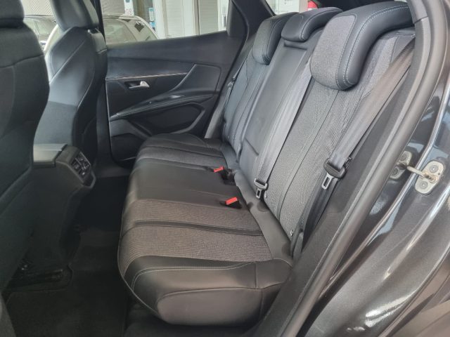 PEUGEOT 3008 usata, con Boardcomputer