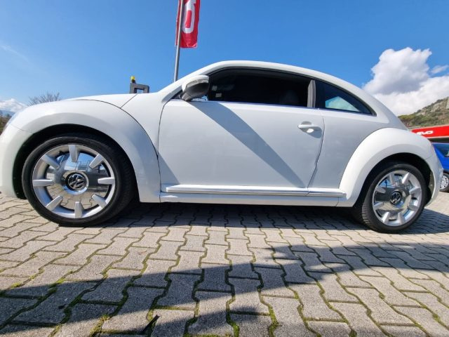 VOLKSWAGEN Maggiolino usata, con Airbag
